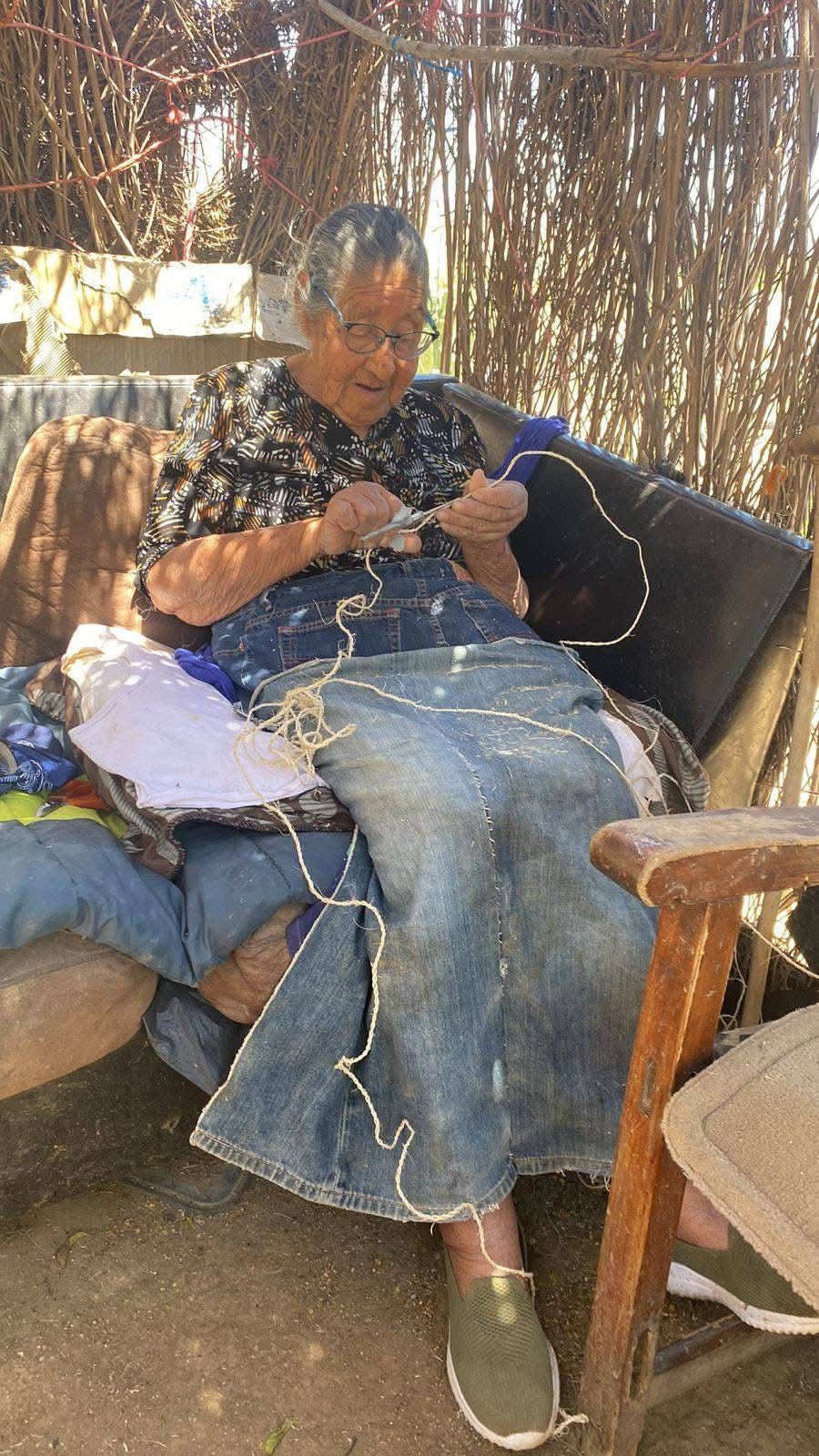 Mojave yucca fiber net, bag.