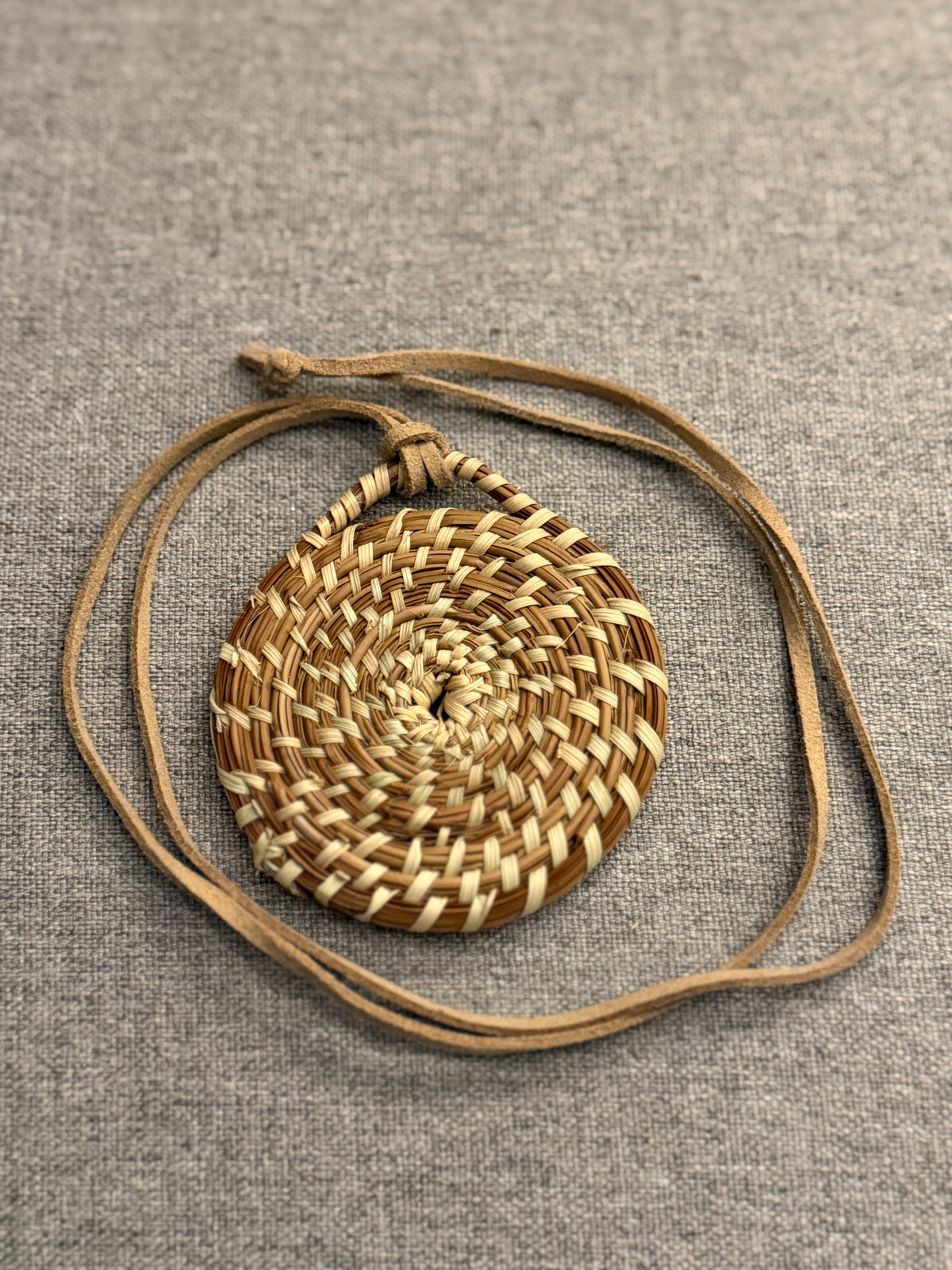 Coulter pine pendant with palm necklace from Baja California (E)