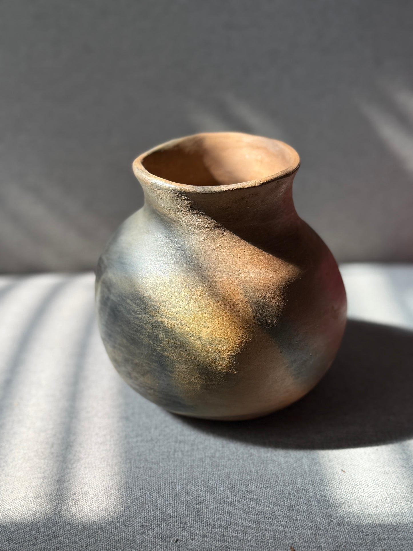 Clay olla pot from Baja California